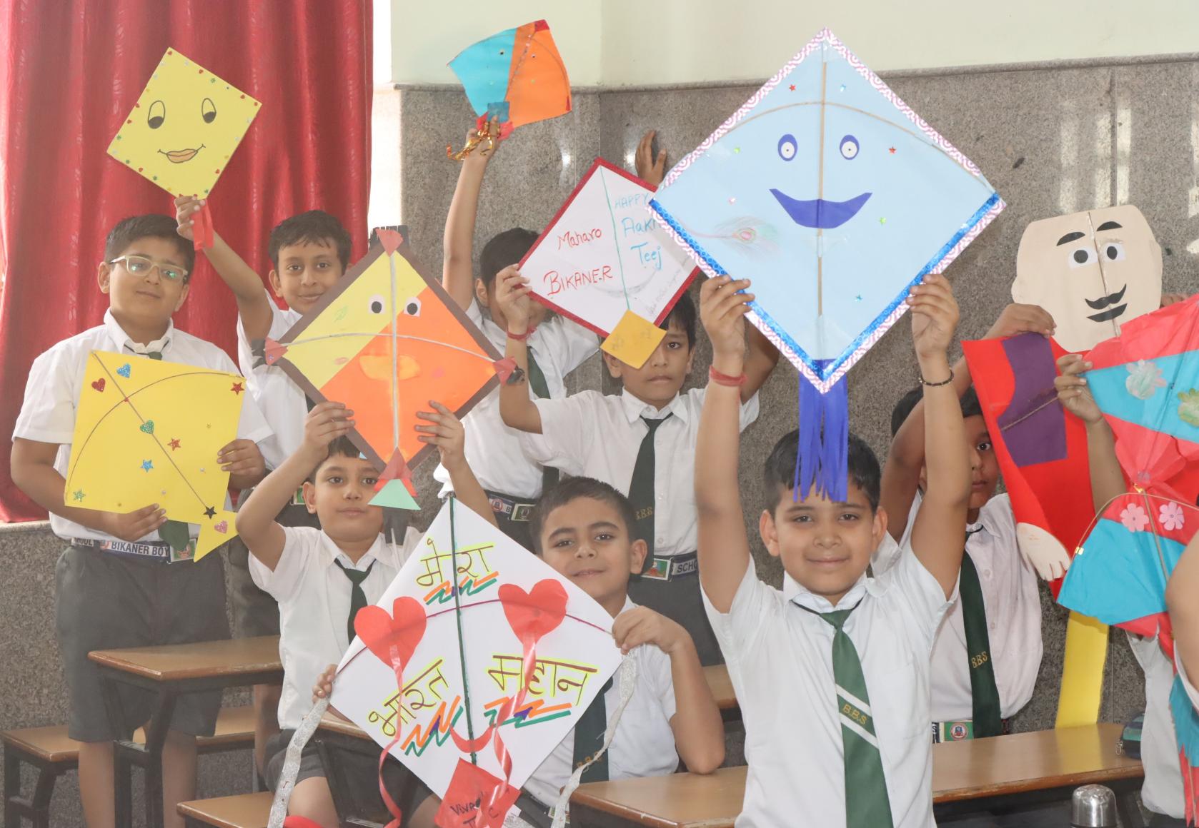KITE MAKING PRIMARY 2025